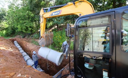 Prefeitura de Jacareí prossegue com obras de drenagem e asfalto na Rua Olinda Mercadante