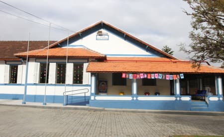 Entrega da EMEIF Maria Augusta é marcada por emoção dos familiares, convidados e ex-alunos
