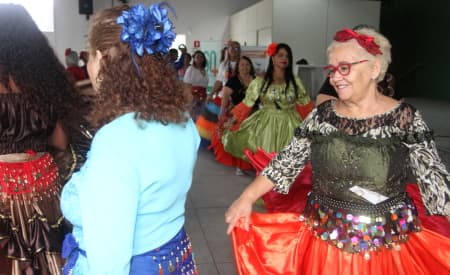 Seminário abre atividades em comemoração à Semana do Idoso, em Jacareí