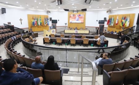 Vídeo: audiência pública do Projeto de Lei que dispõe sobre as atividades de mineração, em Jacareí, aconteceu na quinta-feira (19), na Câmara Municipal