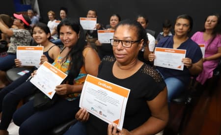 Programa Comunidade Empreendedora forma turma de novos empreendedores no Parque Meia-Lua