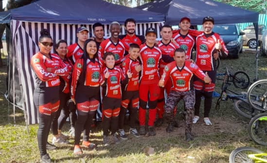Bauer e Edmilson Bilu do Bicicross de Jacareí vencem 5ª etapa do Paulista