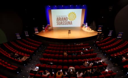 Teatro Ariano Suassuna recebe Clube do Blues nesta quinta-feira (10)