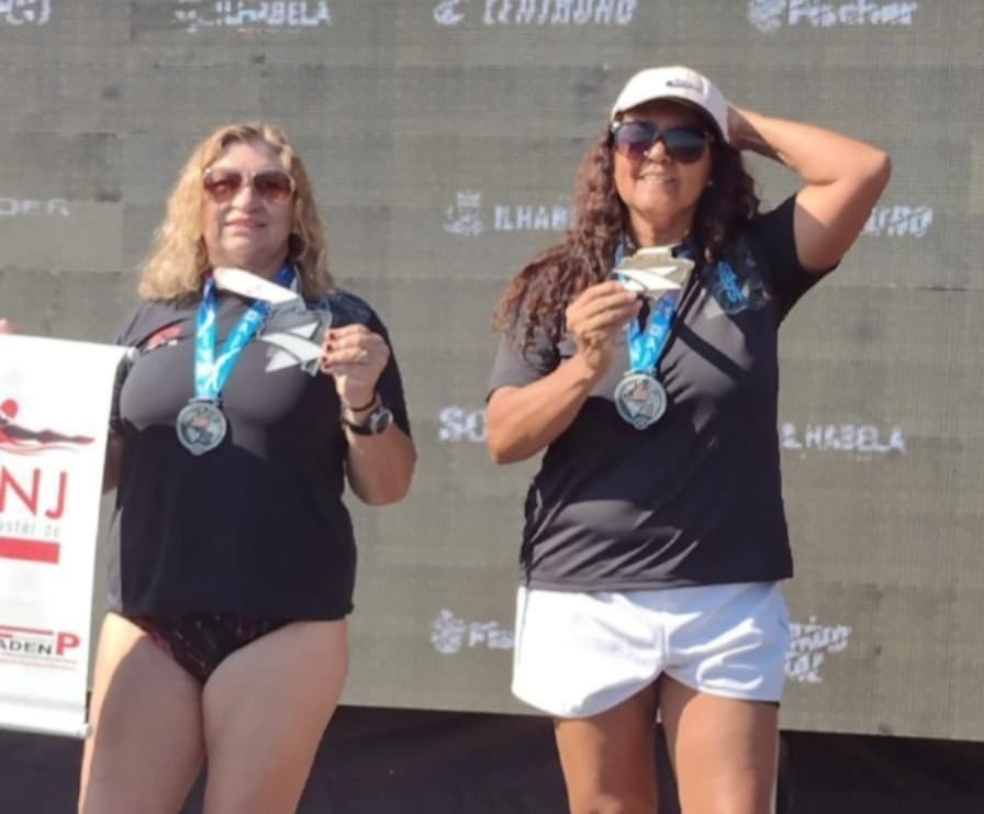 Nadadora master de Jacareí vence etapa de Maratona Aquática em Ilhabela