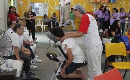 Comemoração “Sextou no Viveiro” reúne idosos do município