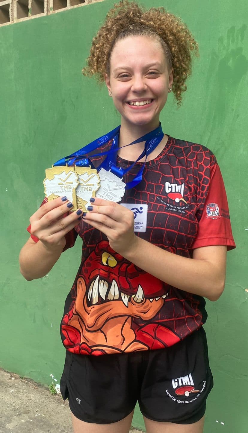 Mesatenista de Jacareí, Maria Fernandes, é campeã em duas categorias no Challenge Plus, em Salvador