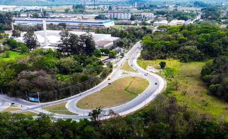 Prefeitura de Jacareí entrega duplicação, recapeamento e nova ligação da avenida Castelo Branco