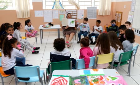 Volta às aulas: pais e alunos têm acolhimento nas escolas a partir de quarta-feira (5)