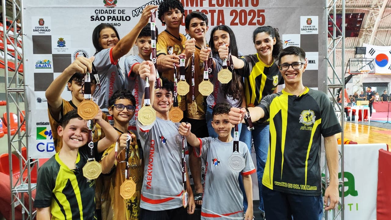 Equipe de taekwondo conquista 14 medalhas em etapa do Campeonato Paulista