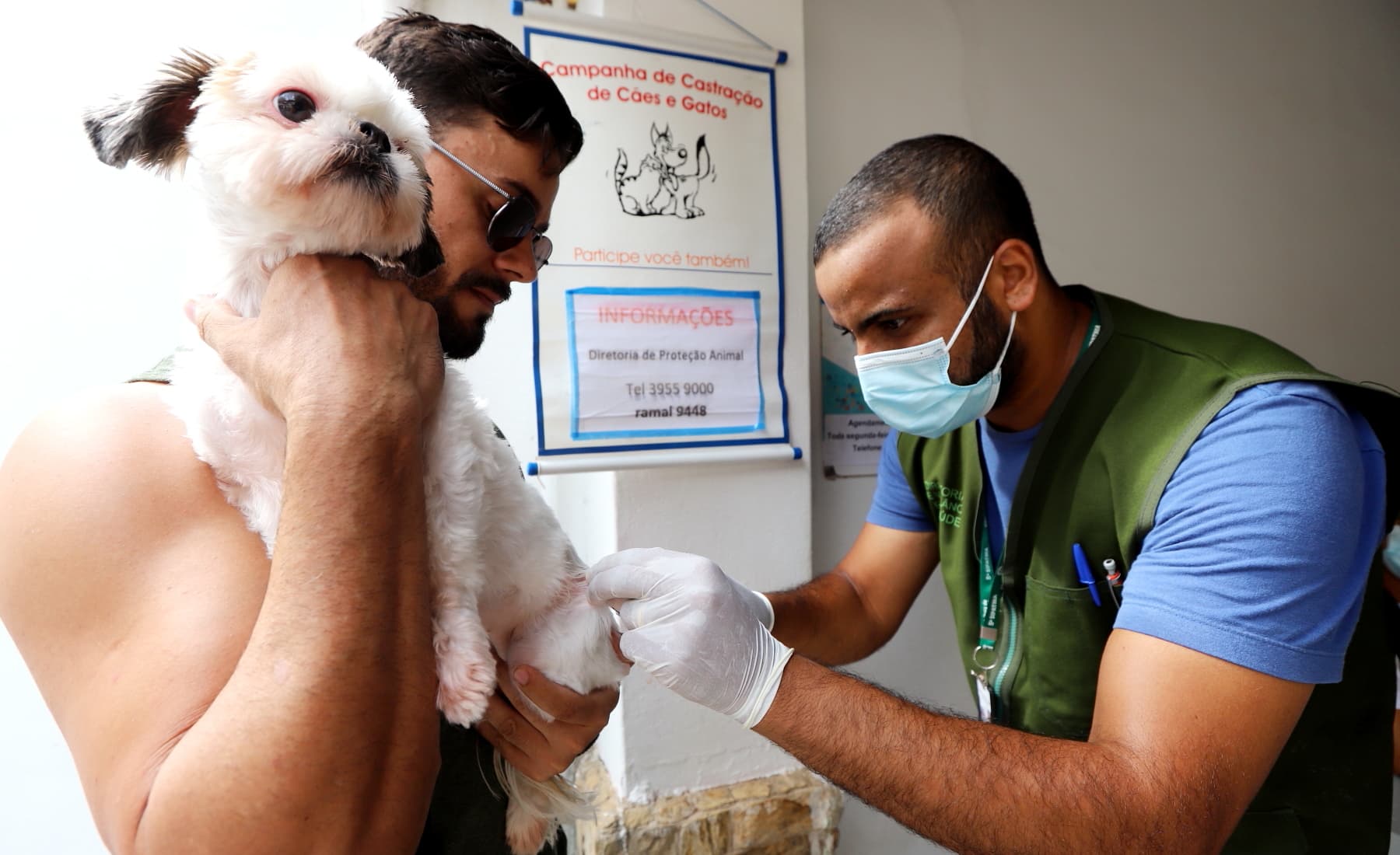 Vacinação antirrábica gratuita para cães e gatos acontece neste sábado (26), no Jardim Siesta