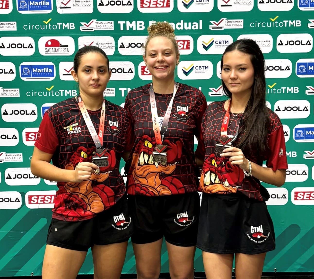 Jacareí faz história e conquista ouro, prata e bronze no Paulista de Tênis de Mesa pela 3ª vez seguida na temporada