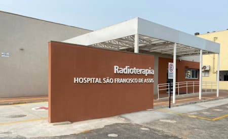 Hospital São Francisco é habilitado para oferecer radioterapia pelo SUS