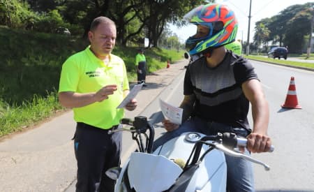 Semana do motociclista tem blitz educativa e orientações aos condutores