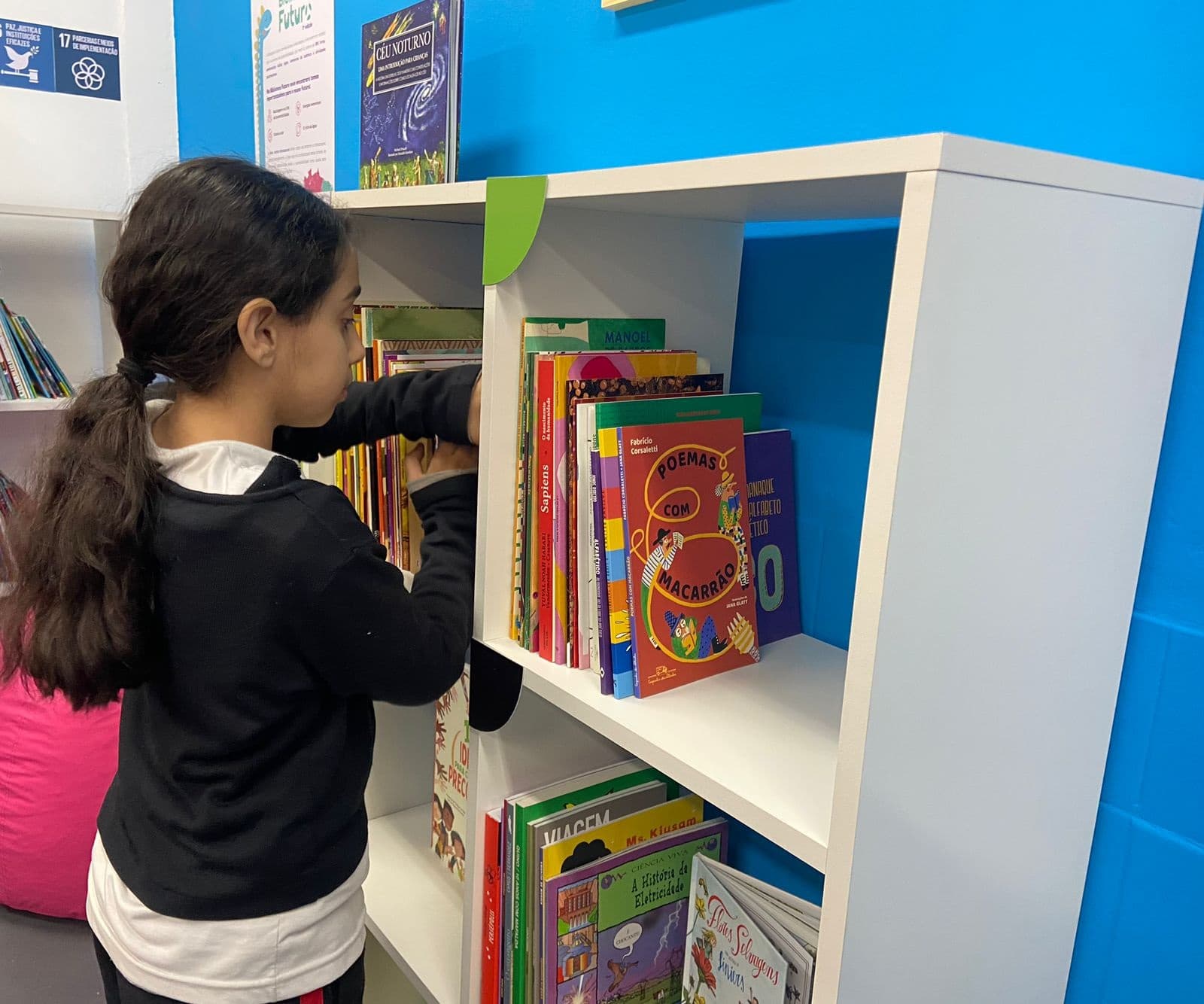 Escola municipal é beneficiada com projeto “Biblioteca Futuro”