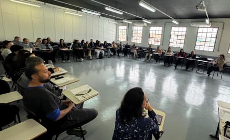 Jacareí promove capacitação para profissionais de saúde no combate à violência contra a mulher