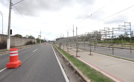 Avenida Davi Lino tem interdições a partir desta quarta (11), para o desfile de Carnaval