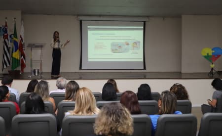 Palestra abre programação oficial do ‘Abril Azul’, em Jacareí voltado à conscientização sobre o Transtorno do Espectro Autista (TEA)