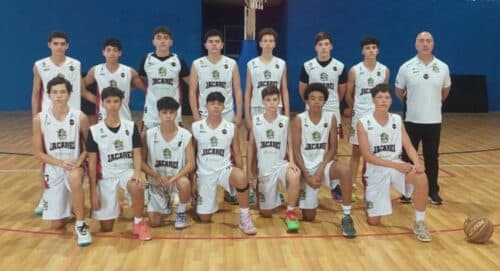 Agenda esportiva: vôlei adaptado, basquete e futebol amador disputam jogos neste final de semana