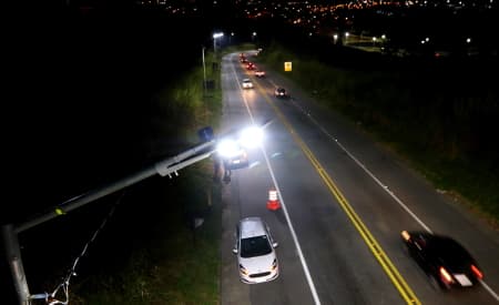 Jacareí inicia troca de mil novas lâmpadas de LED em mais de 20 bairros